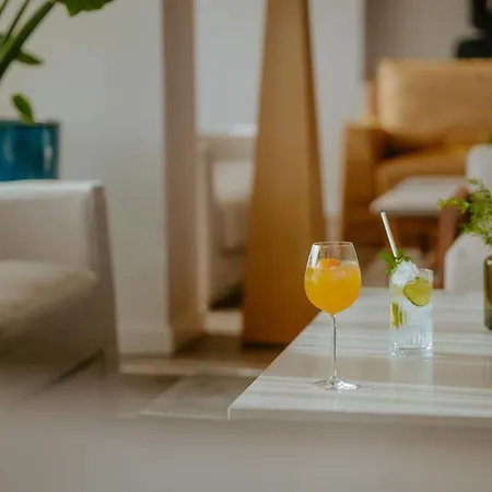 アリオン ビーチ アヤナパ